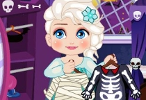 Elsa Halloween Slacking