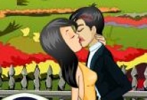 Lovers 2 Kiss